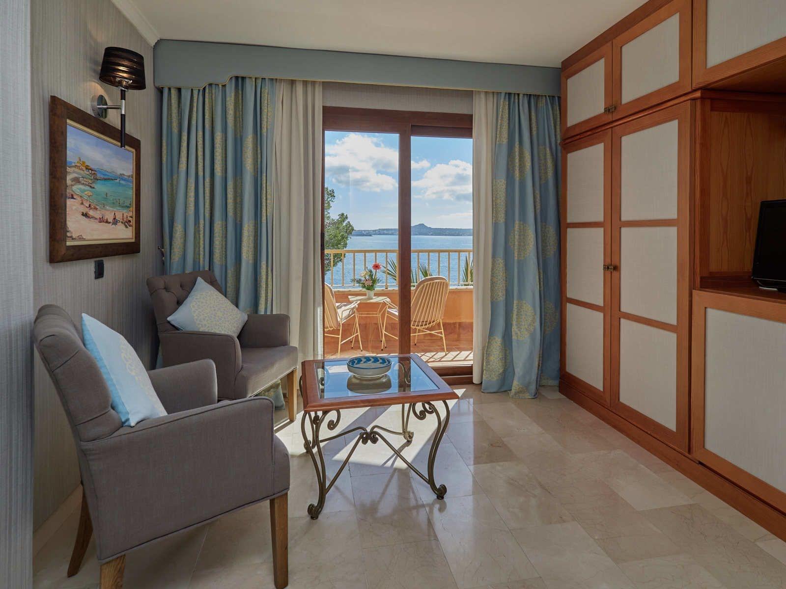Hotel Petit Cala Fornells Peguera Extérieur photo