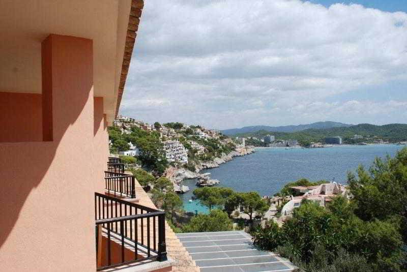 Hotel Petit Cala Fornells Peguera Extérieur photo